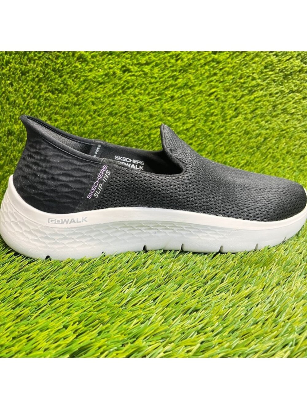 Skechers Go Walk Flex Relish Women Size 11D Black Athletic Walking Slip-On Shoes